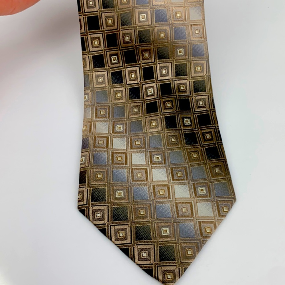 Tie